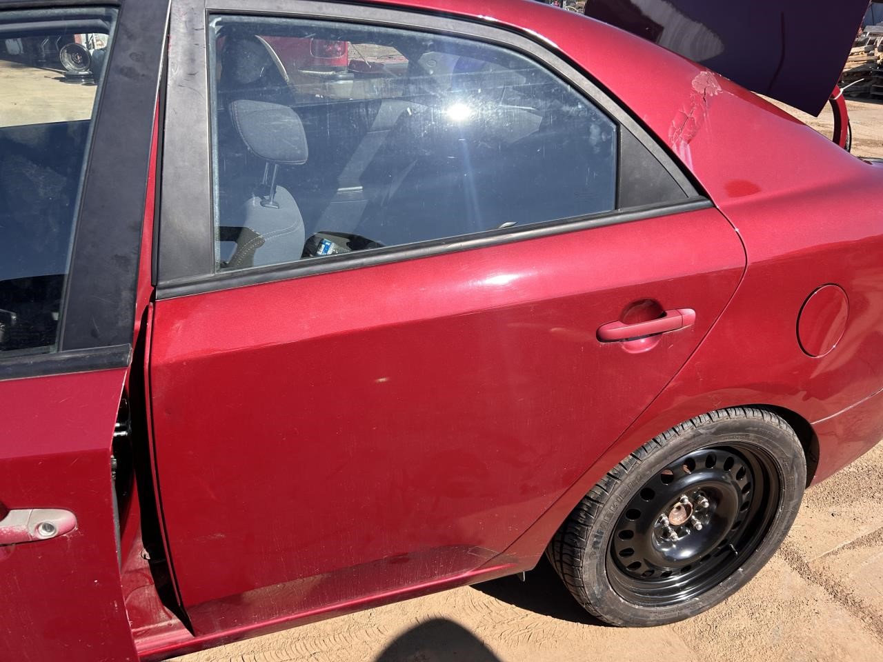 https://f005.backblazeb2.com/file/img-partshotlines-com/Inventory/OK19/Vehicle/25515_05.jpg