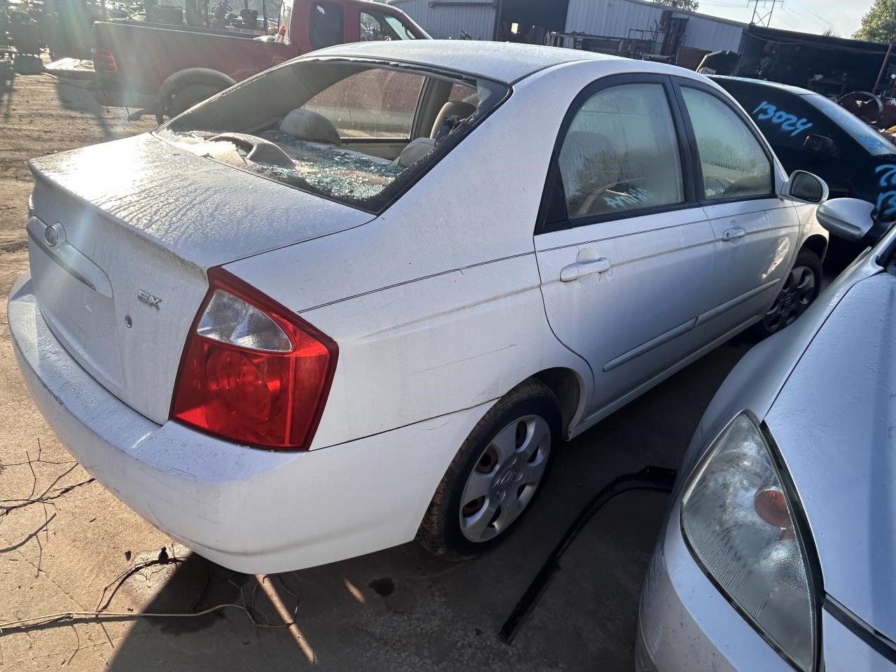 https://f005.backblazeb2.com/file/img-partshotlines-com/Inventory/OK19/Vehicle/25540_08.jpg