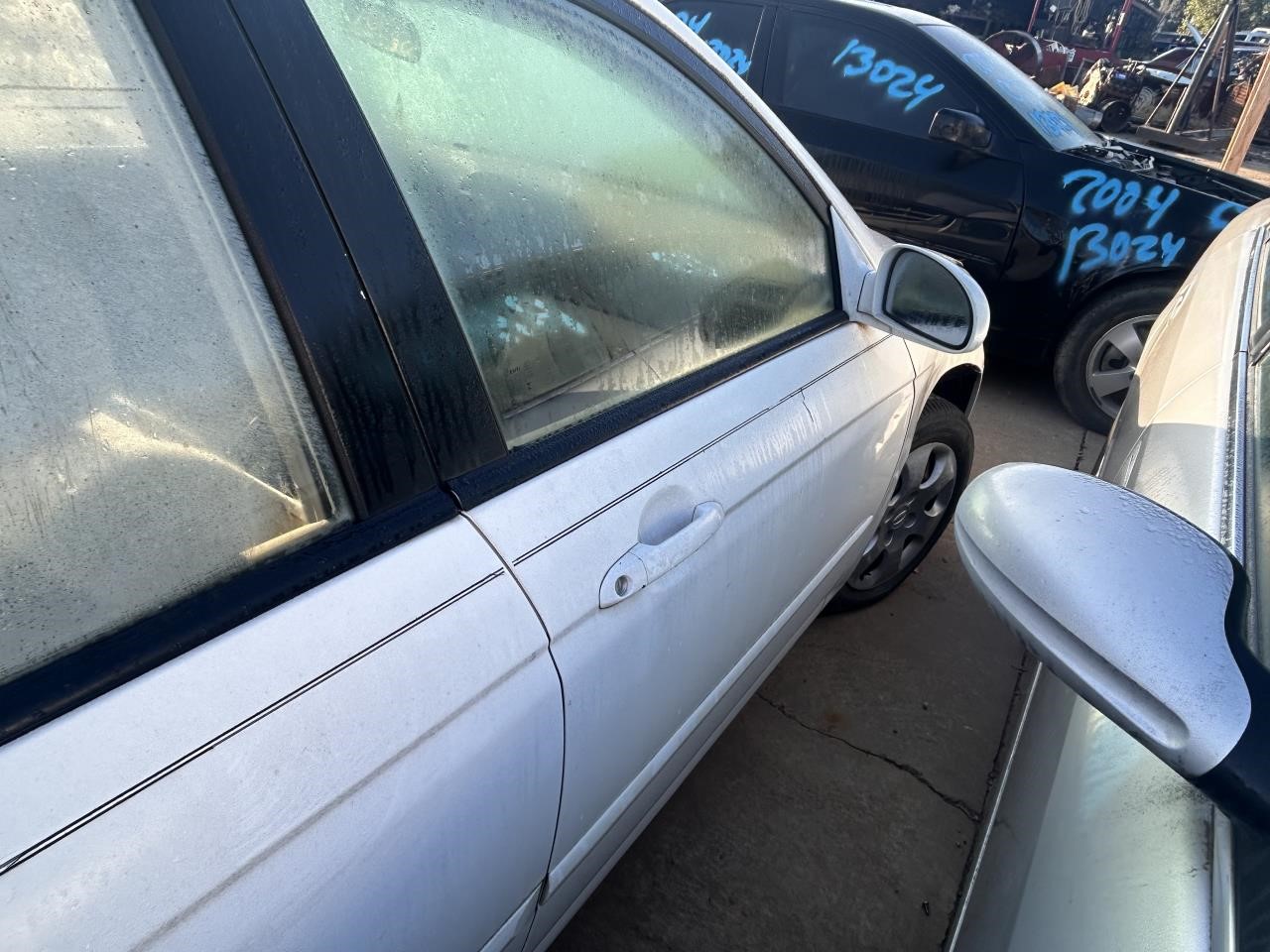https://f005.backblazeb2.com/file/img-partshotlines-com/Inventory/OK19/Vehicle/25540_10.jpg
