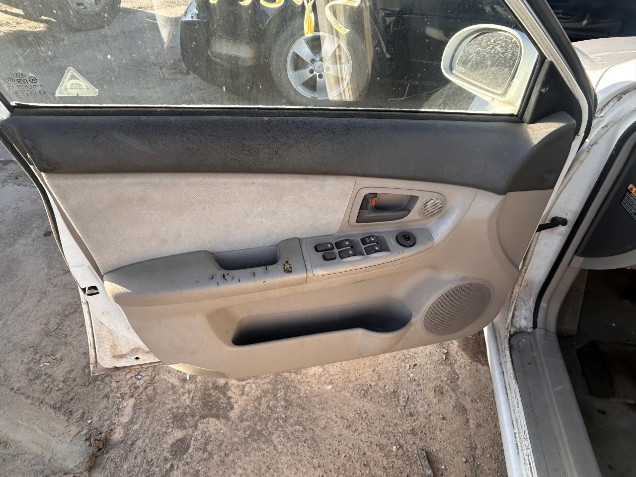 https://f005.backblazeb2.com/file/img-partshotlines-com/Inventory/OK19/Vehicle/25540_11.jpg