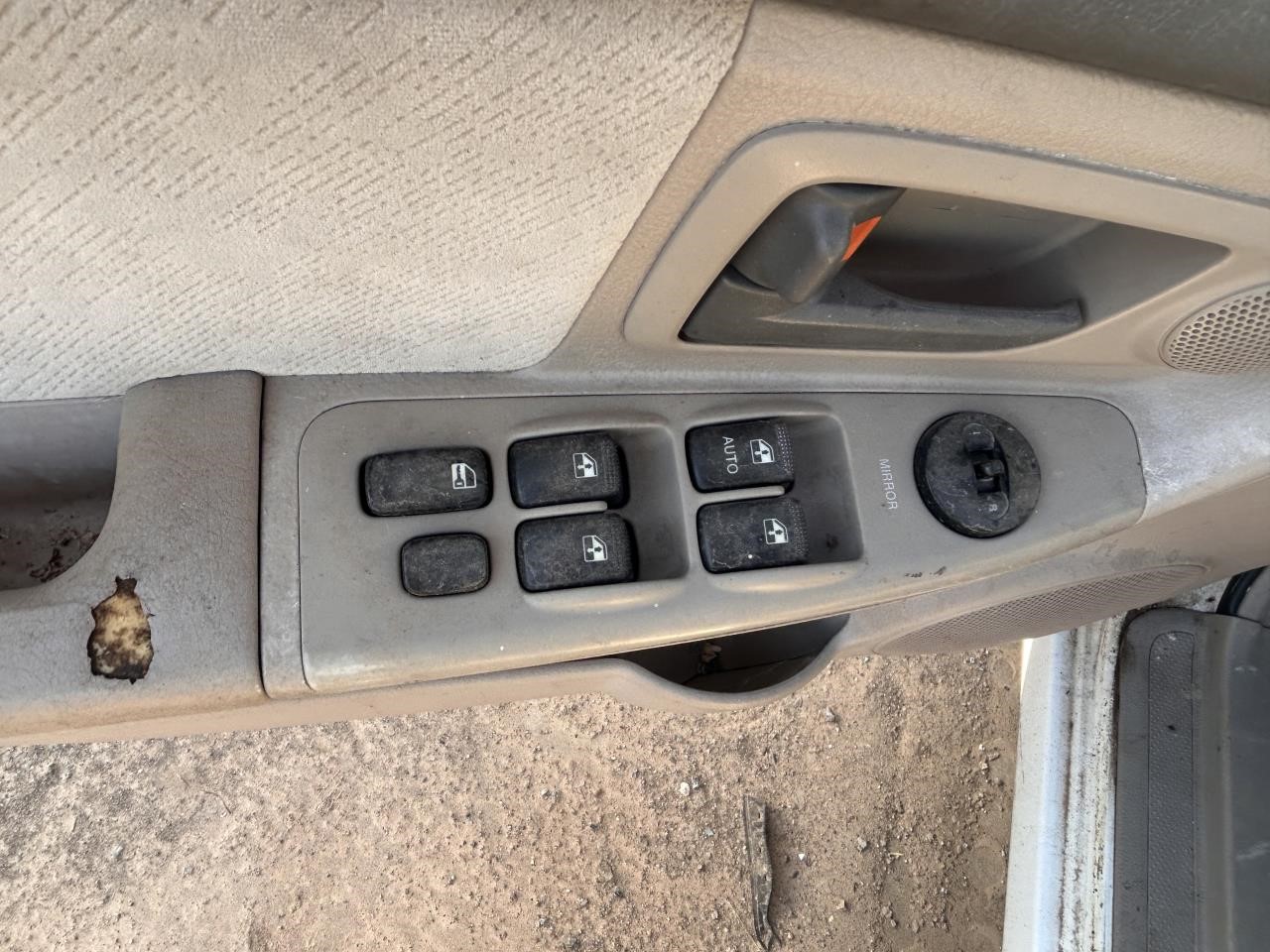 https://f005.backblazeb2.com/file/img-partshotlines-com/Inventory/OK19/Vehicle/25540_12.jpg