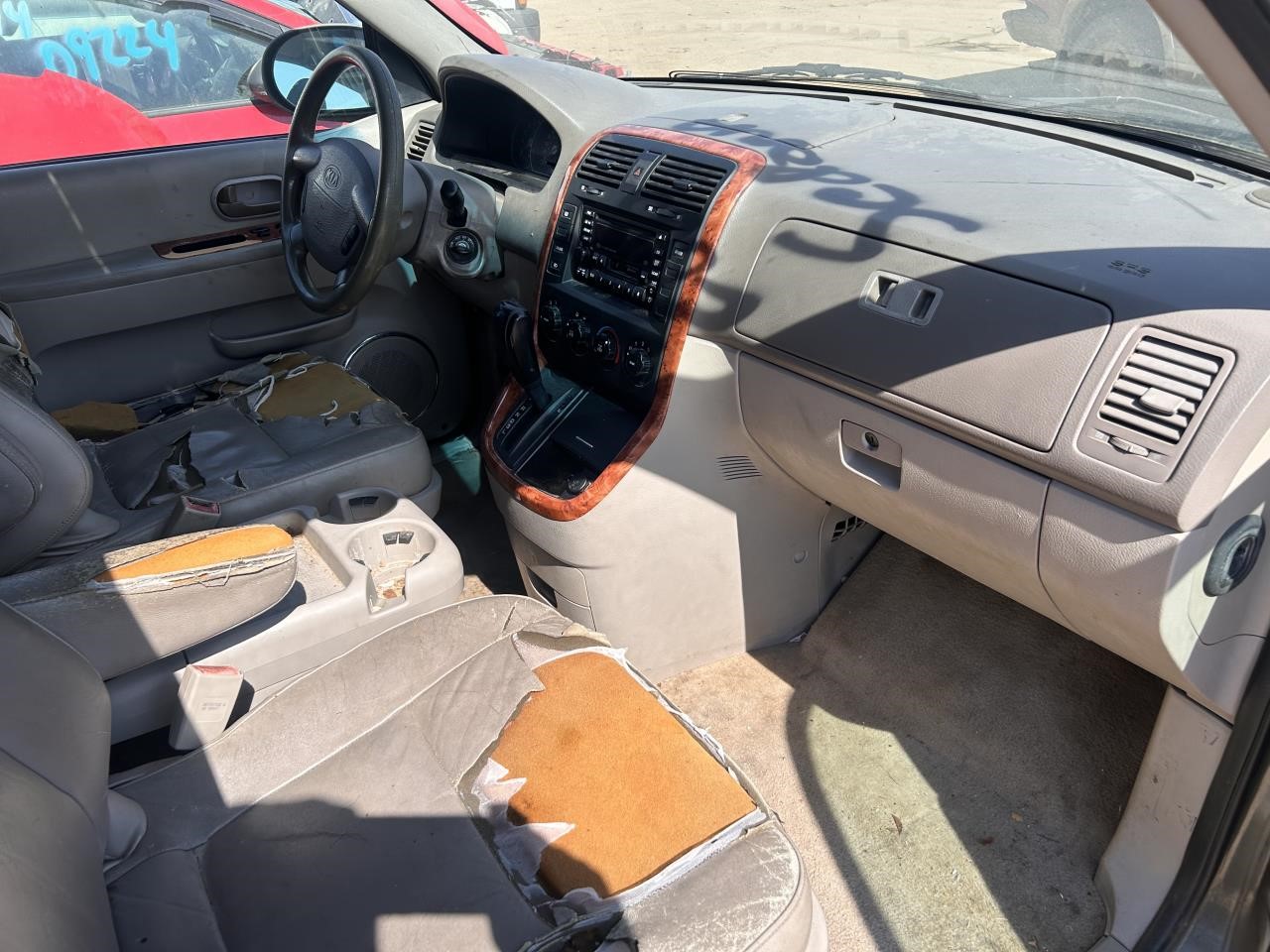 https://f005.backblazeb2.com/file/img-partshotlines-com/Inventory/OK19/Vehicle/25585_12.jpg