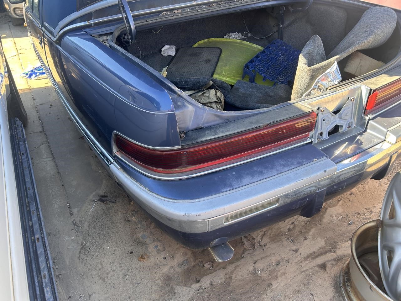 https://f005.backblazeb2.com/file/img-partshotlines-com/Inventory/OK19/Vehicle/25722_06.jpg