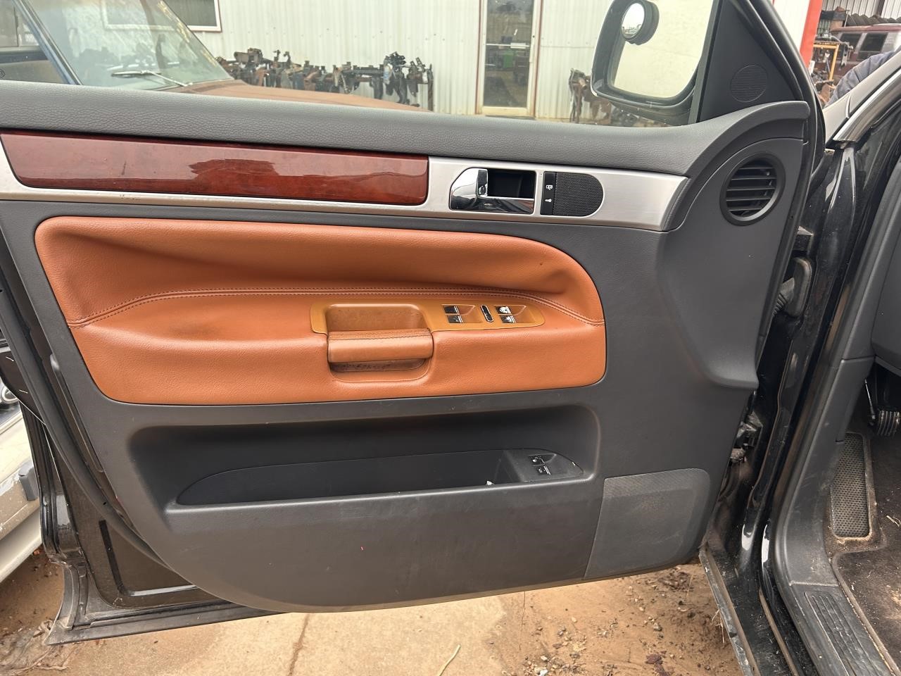 https://f005.backblazeb2.com/file/img-partshotlines-com/Inventory/OK19/Vehicle/25784_12.jpg
