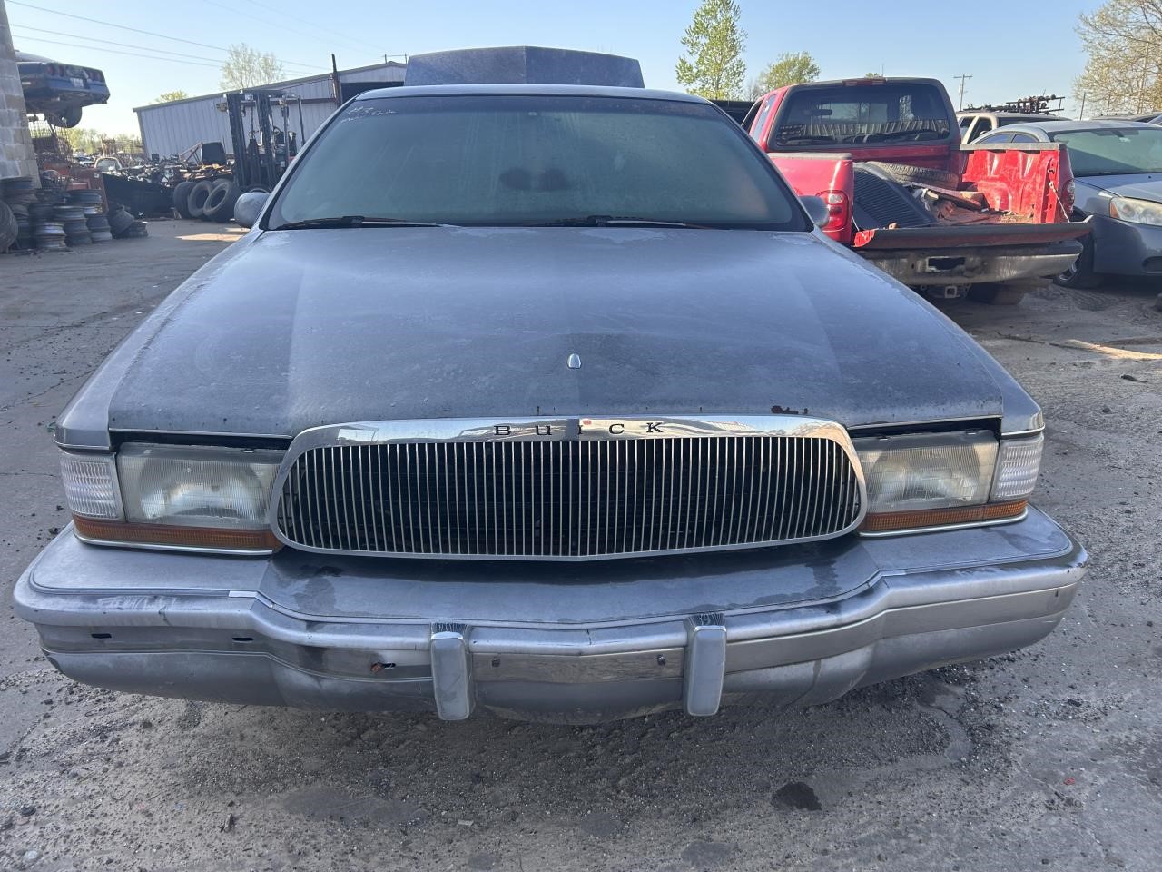 https://f005.backblazeb2.com/file/img-partshotlines-com/Inventory/OK19/Vehicle/26137_01.jpg