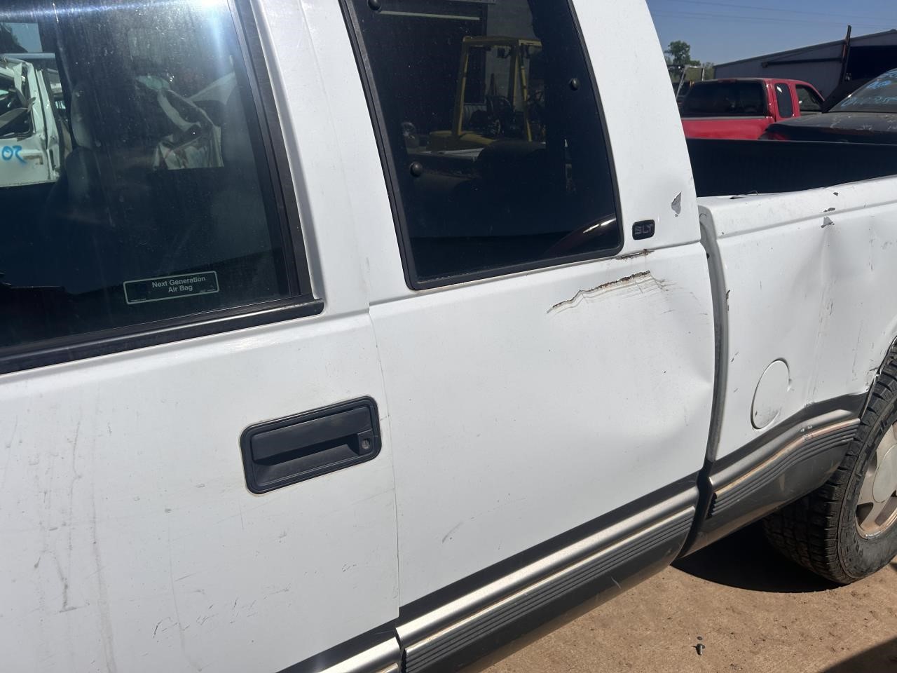 https://f005.backblazeb2.com/file/img-partshotlines-com/Inventory/OK19/Vehicle/26177_04.jpg