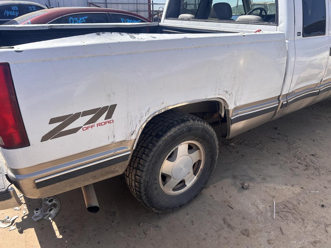 https://f005.backblazeb2.com/file/img-partshotlines-com/Inventory/OK19/Vehicle/26177_08.jpg