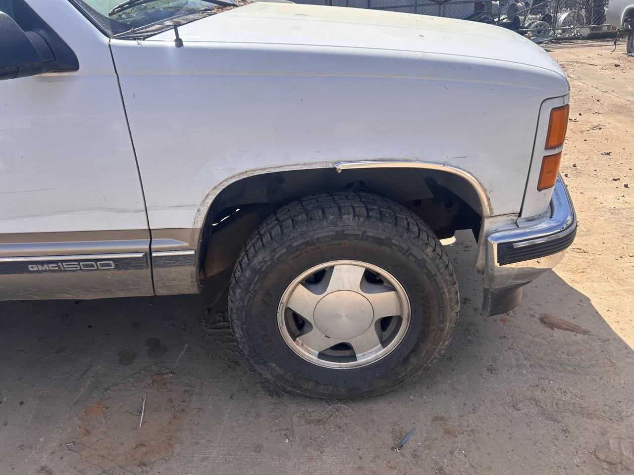 https://f005.backblazeb2.com/file/img-partshotlines-com/Inventory/OK19/Vehicle/26177_10.jpg