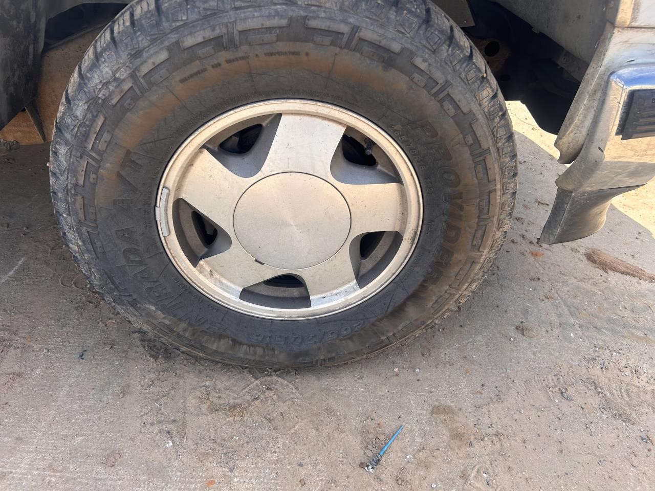 https://f005.backblazeb2.com/file/img-partshotlines-com/Inventory/OK19/Vehicle/26177_11.jpg