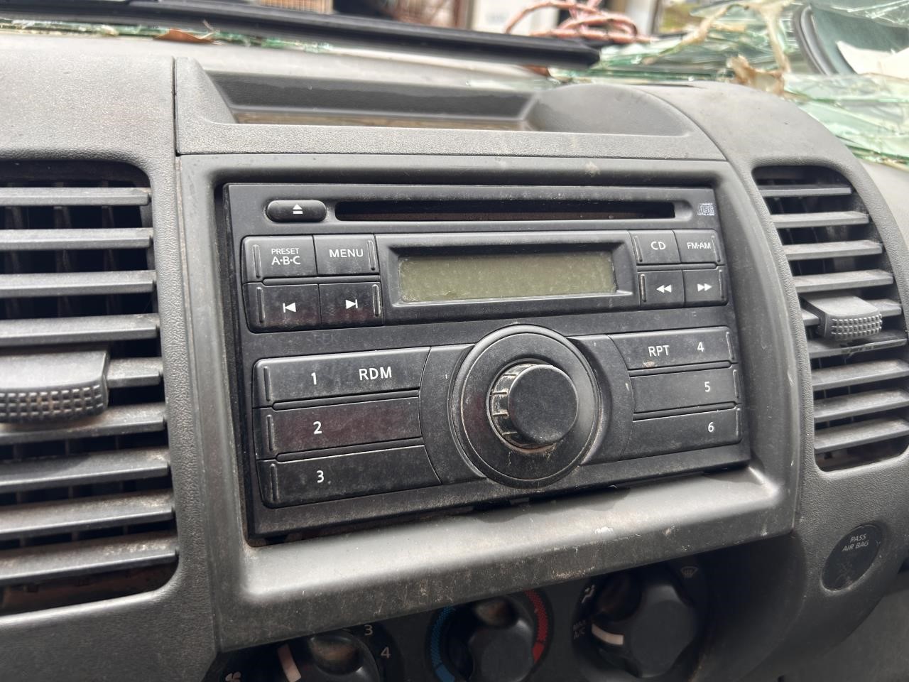 https://f005.backblazeb2.com/file/img-partshotlines-com/Inventory/OK19/Vehicle/26366_09.jpg