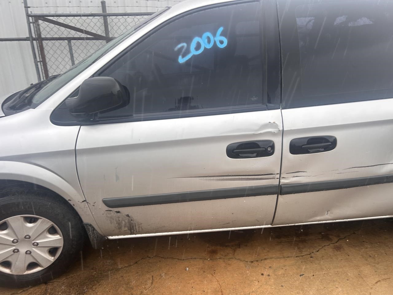 https://f005.backblazeb2.com/file/img-partshotlines-com/Inventory/OK19/Vehicle/26369_05.jpg