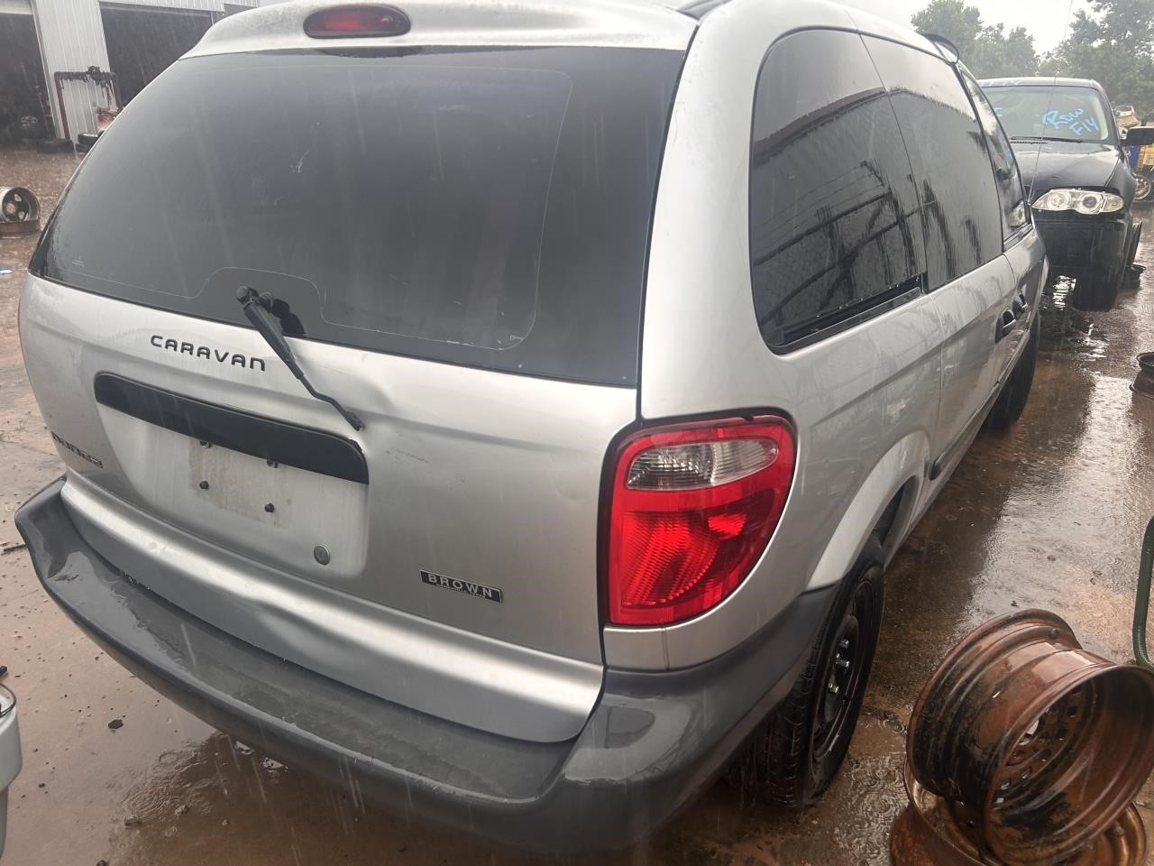 https://f005.backblazeb2.com/file/img-partshotlines-com/Inventory/OK19/Vehicle/26369_09.jpg