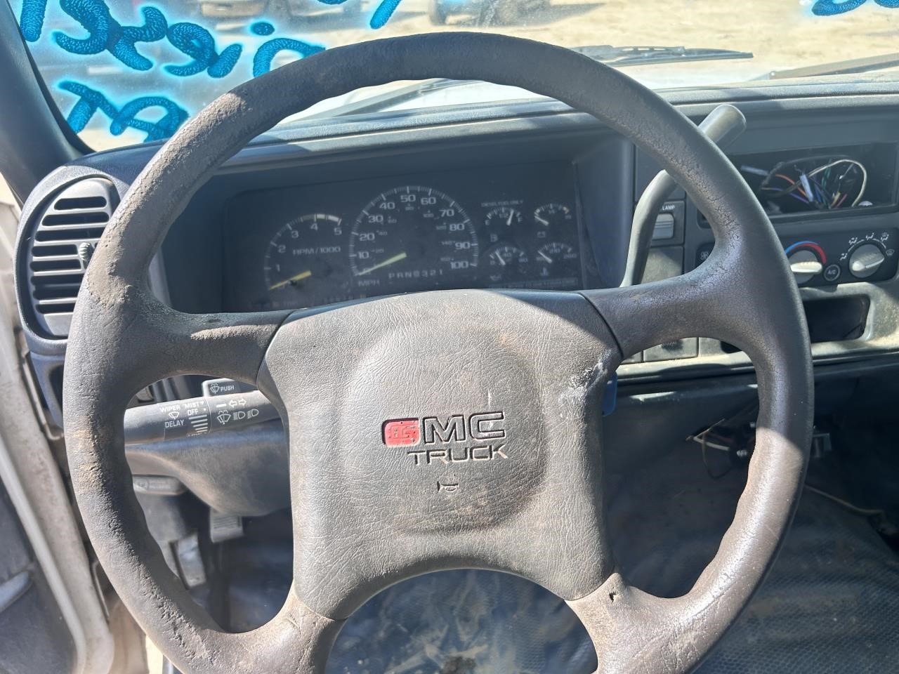 https://f005.backblazeb2.com/file/img-partshotlines-com/Inventory/OK19/Vehicle/26396_11.jpg