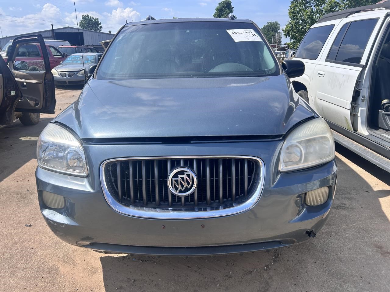 https://f005.backblazeb2.com/file/img-partshotlines-com/Inventory/OK19/Vehicle/26398_01.jpg