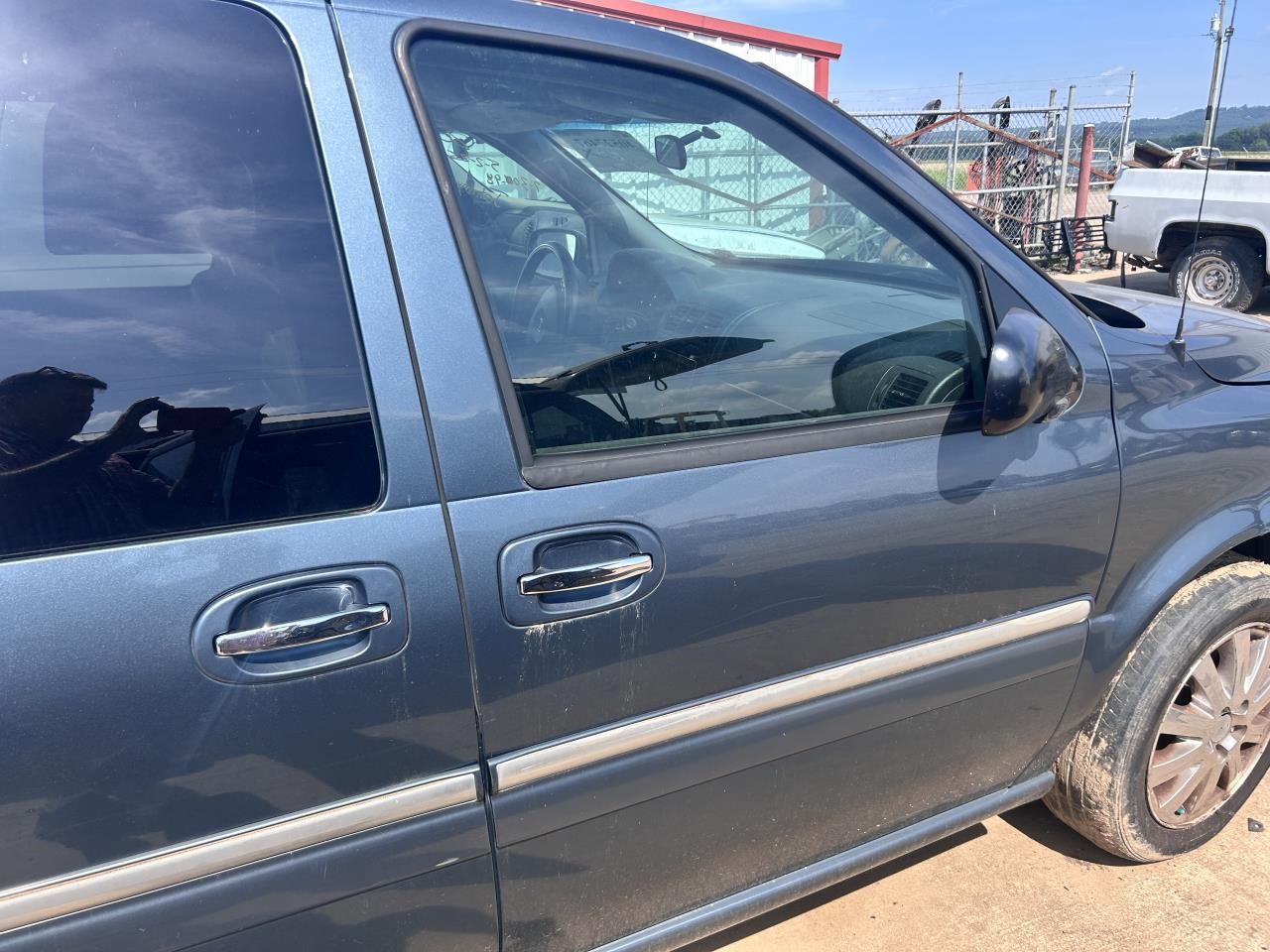 https://f005.backblazeb2.com/file/img-partshotlines-com/Inventory/OK19/Vehicle/26398_10.jpg