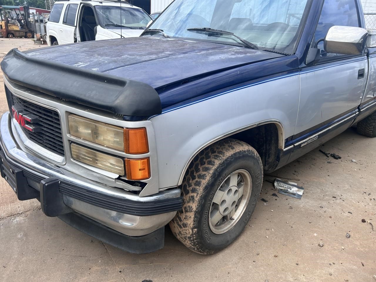 https://f005.backblazeb2.com/file/img-partshotlines-com/Inventory/OK19/Vehicle/26432_02.jpg