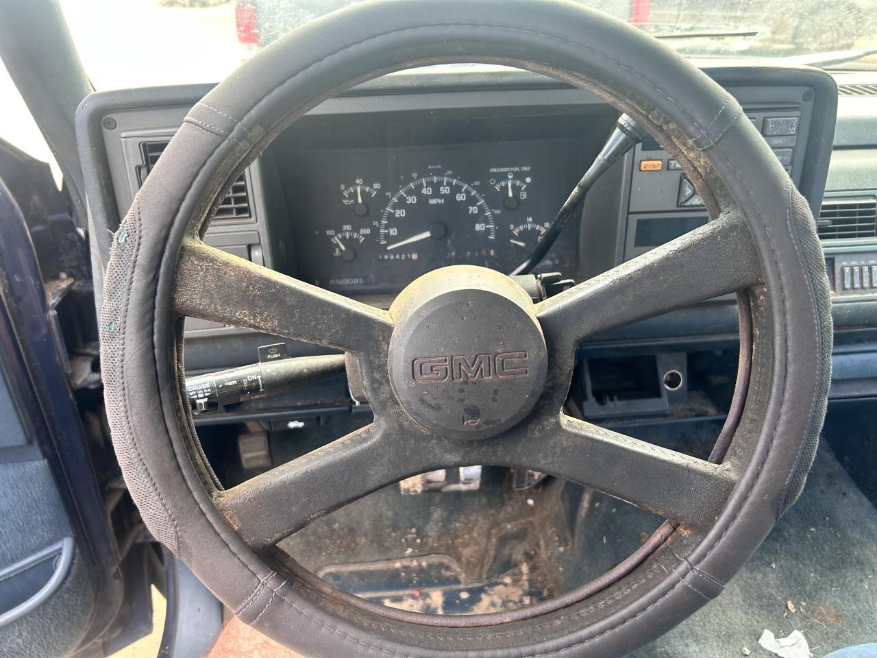 https://f005.backblazeb2.com/file/img-partshotlines-com/Inventory/OK19/Vehicle/26432_12.jpg