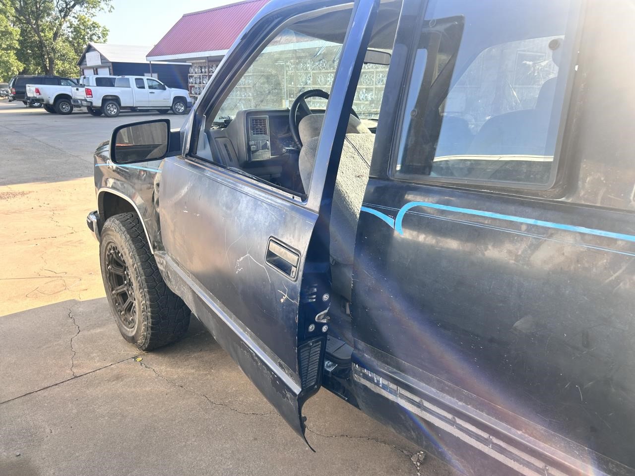 https://f005.backblazeb2.com/file/img-partshotlines-com/Inventory/OK19/Vehicle/26526_04.jpg