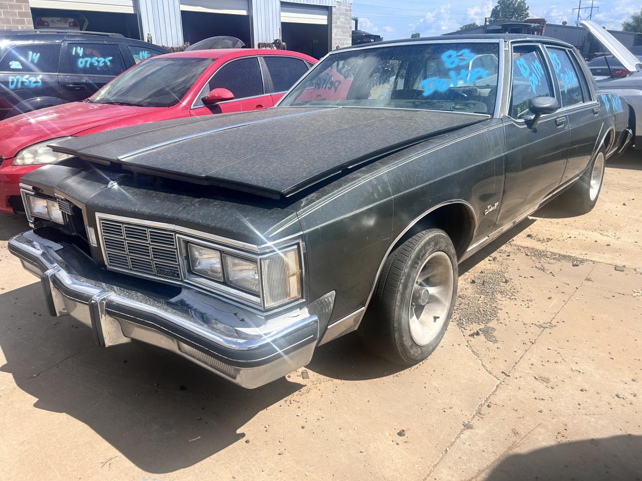 https://f005.backblazeb2.com/file/img-partshotlines-com/Inventory/OK19/Vehicle/26606_02.jpg