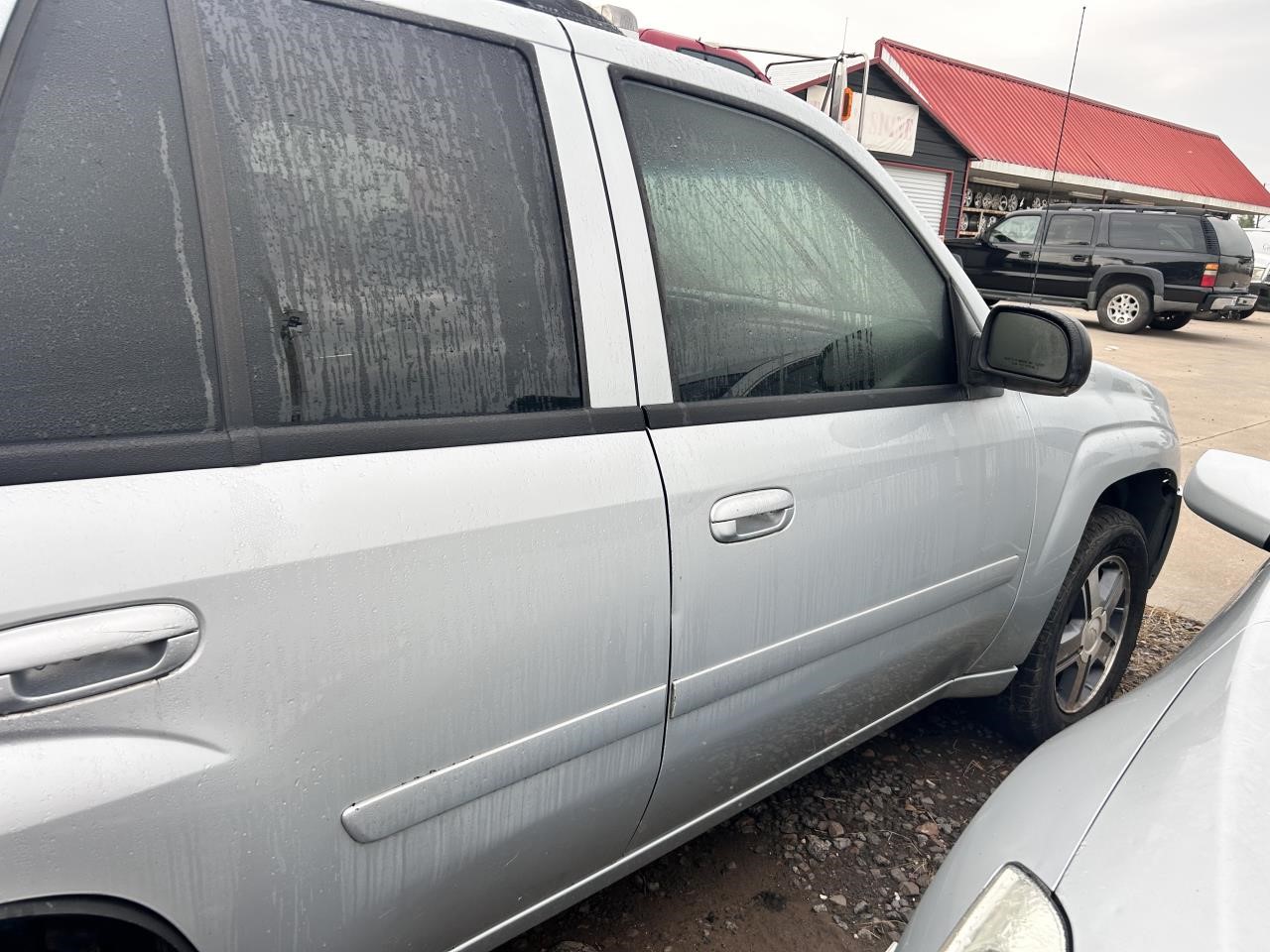 https://f005.backblazeb2.com/file/img-partshotlines-com/Inventory/OK19/Vehicle/26637_04.jpg
