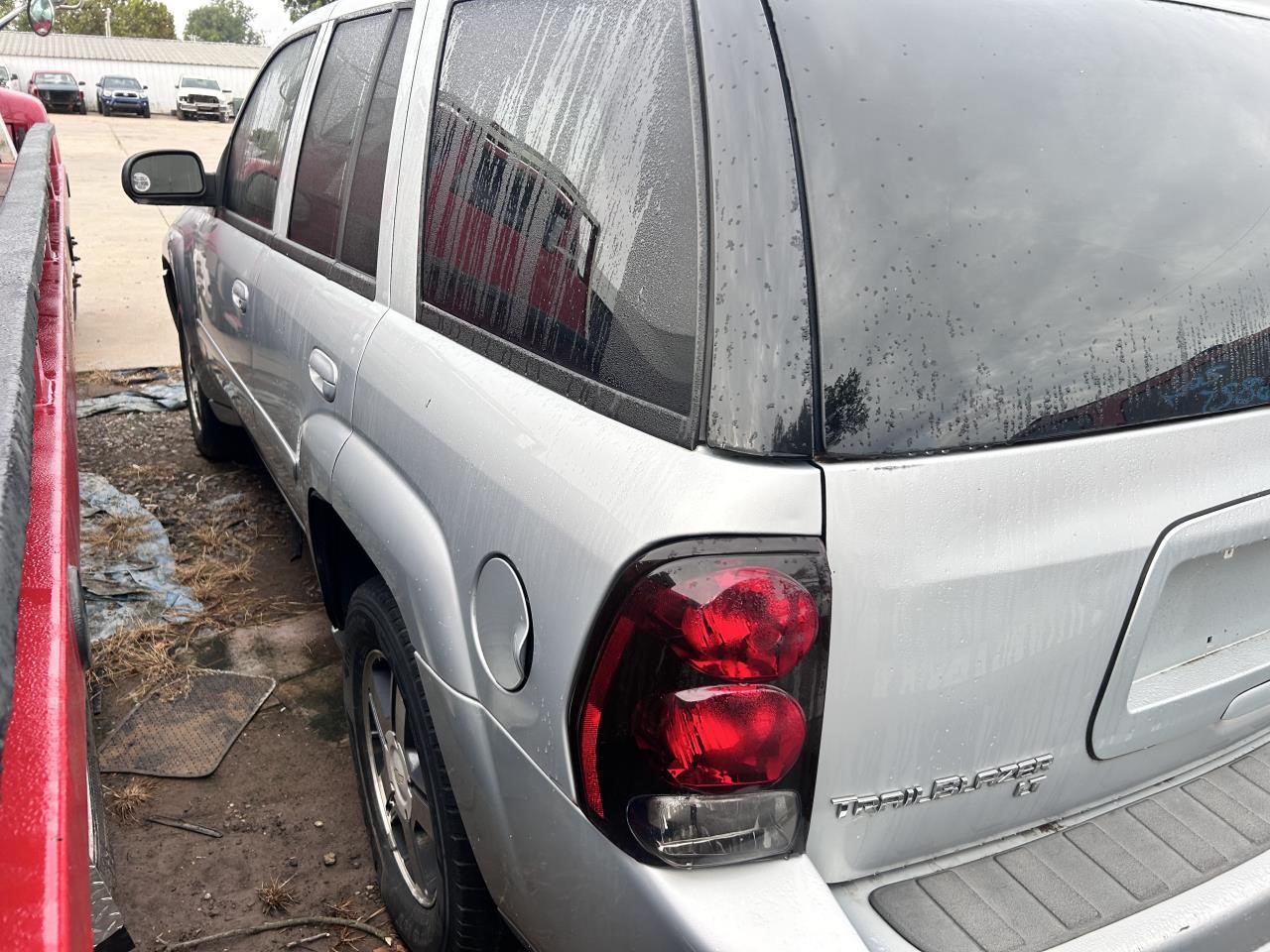 https://f005.backblazeb2.com/file/img-partshotlines-com/Inventory/OK19/Vehicle/26637_08.jpg