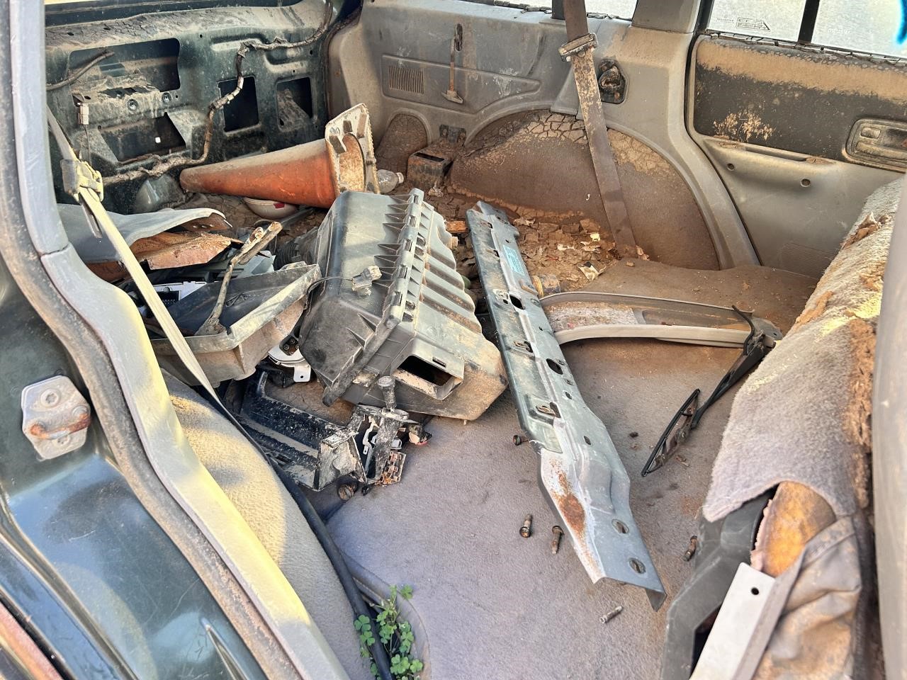 https://f005.backblazeb2.com/file/img-partshotlines-com/Inventory/OK19/Vehicle/26786_11.jpg