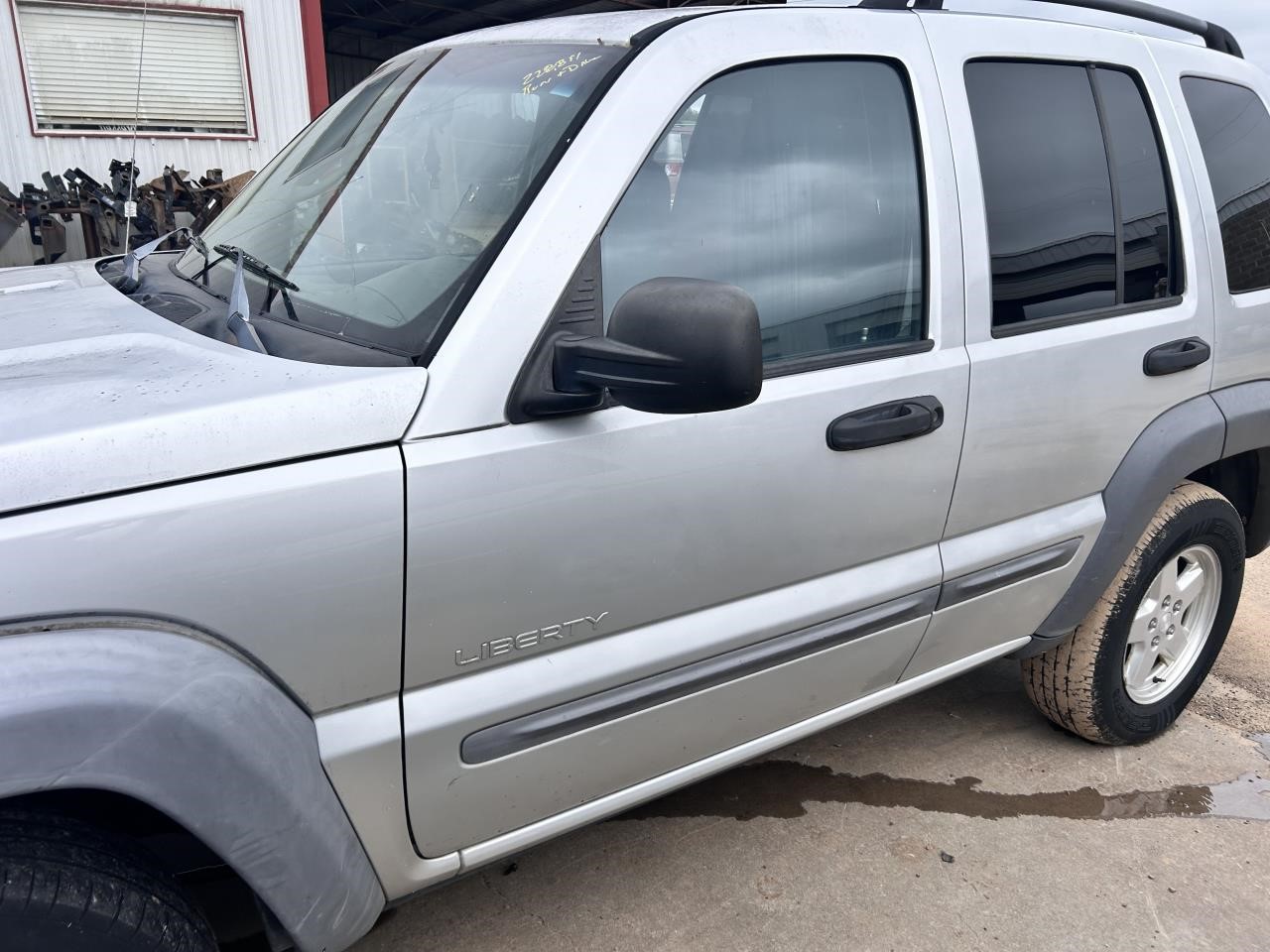 https://f005.backblazeb2.com/file/img-partshotlines-com/Inventory/OK19/Vehicle/26861_04.jpg