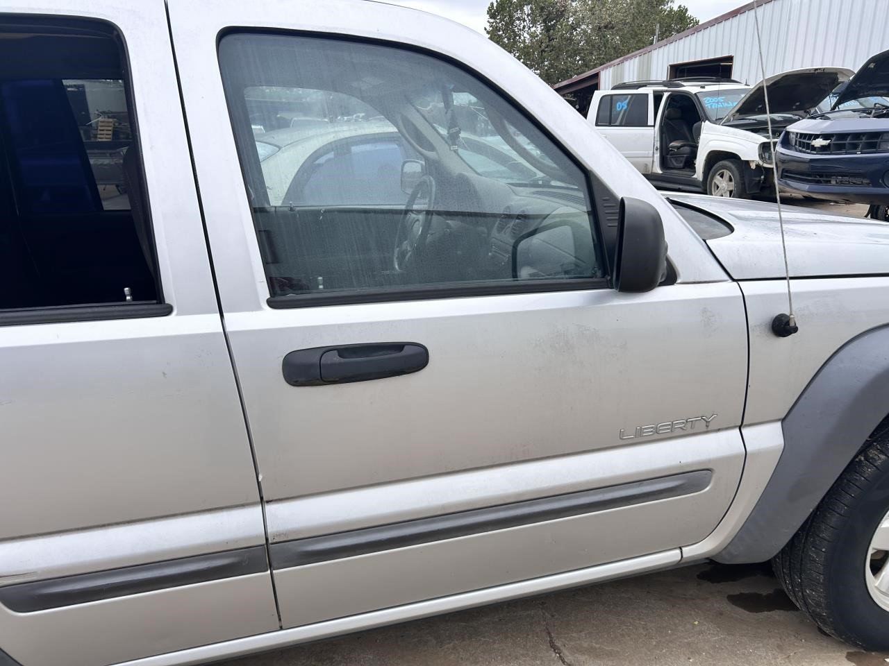 https://f005.backblazeb2.com/file/img-partshotlines-com/Inventory/OK19/Vehicle/26861_10.jpg