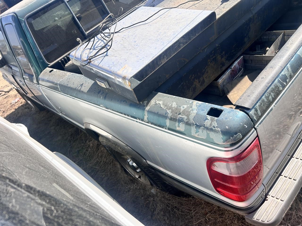 https://f005.backblazeb2.com/file/img-partshotlines-com/Inventory/OK19/Vehicle/26943_07.jpg