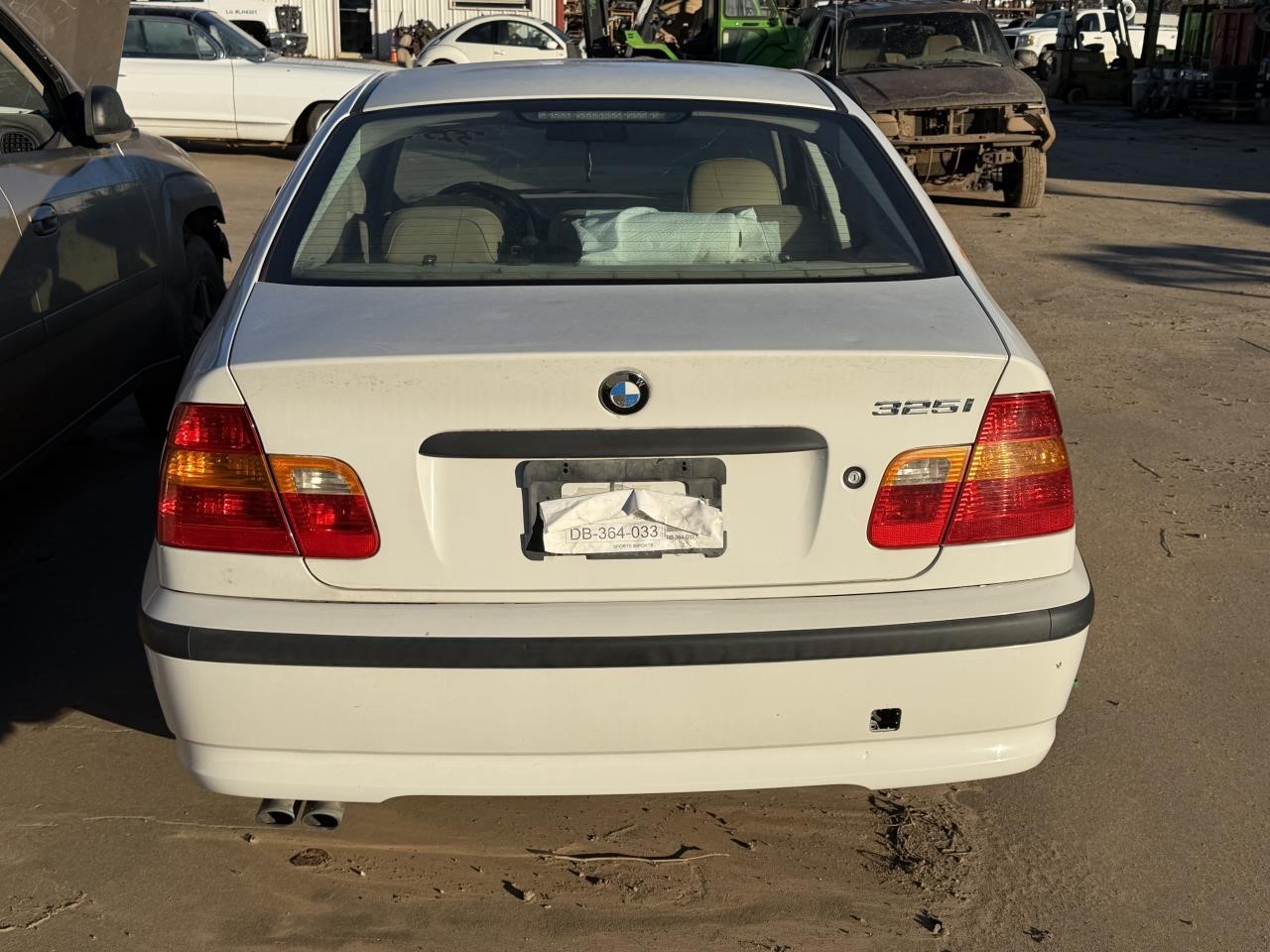 https://f005.backblazeb2.com/file/img-partshotlines-com/Inventory/OK19/Vehicle/26978_06.jpg