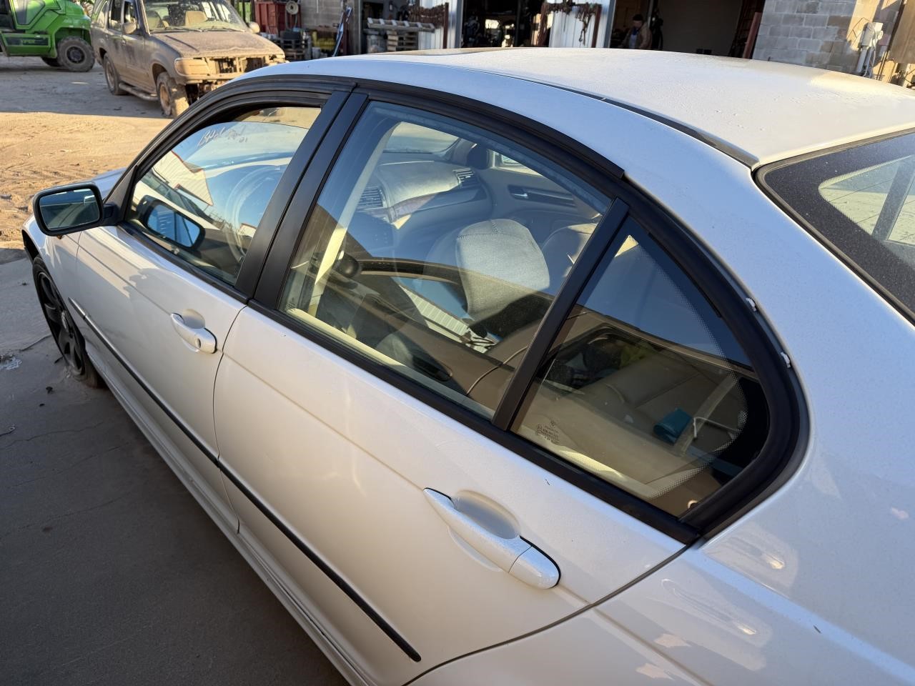 https://f005.backblazeb2.com/file/img-partshotlines-com/Inventory/OK19/Vehicle/26978_08.jpg