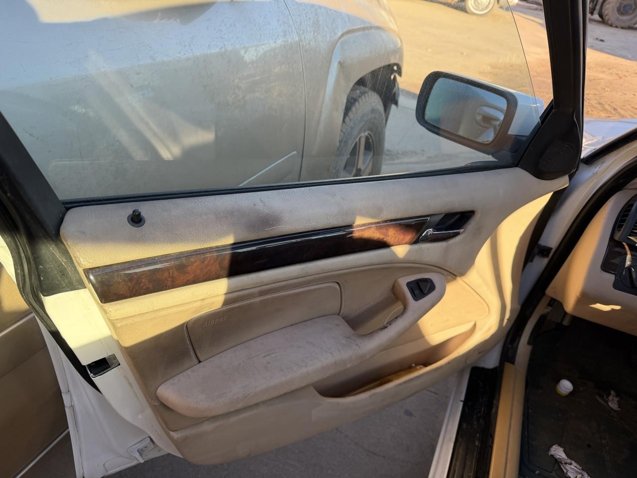 https://f005.backblazeb2.com/file/img-partshotlines-com/Inventory/OK19/Vehicle/26978_09.jpg
