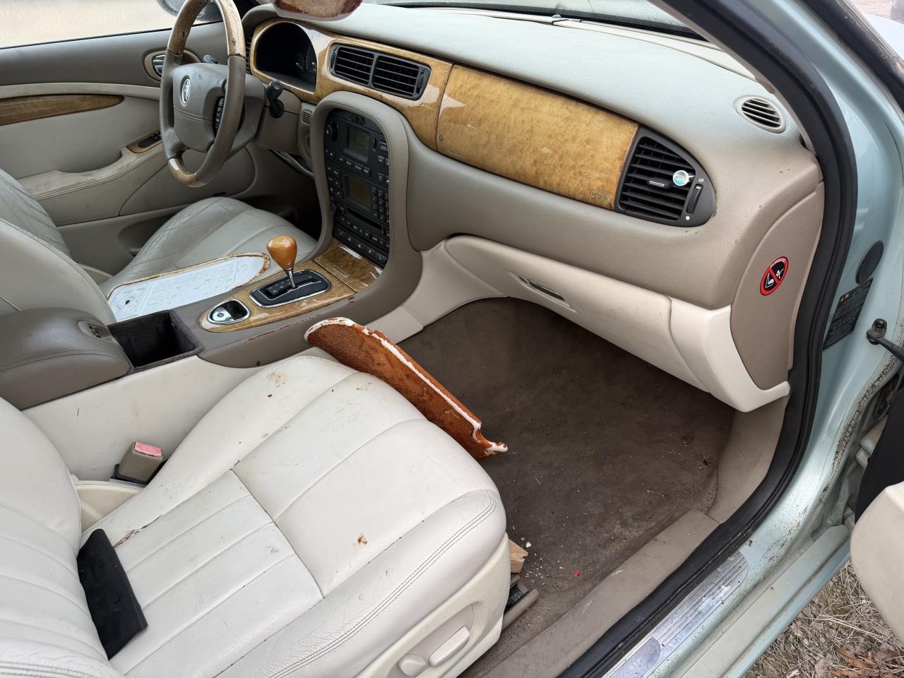 https://f005.backblazeb2.com/file/img-partshotlines-com/Inventory/OK19/Vehicle/27076_11.jpg