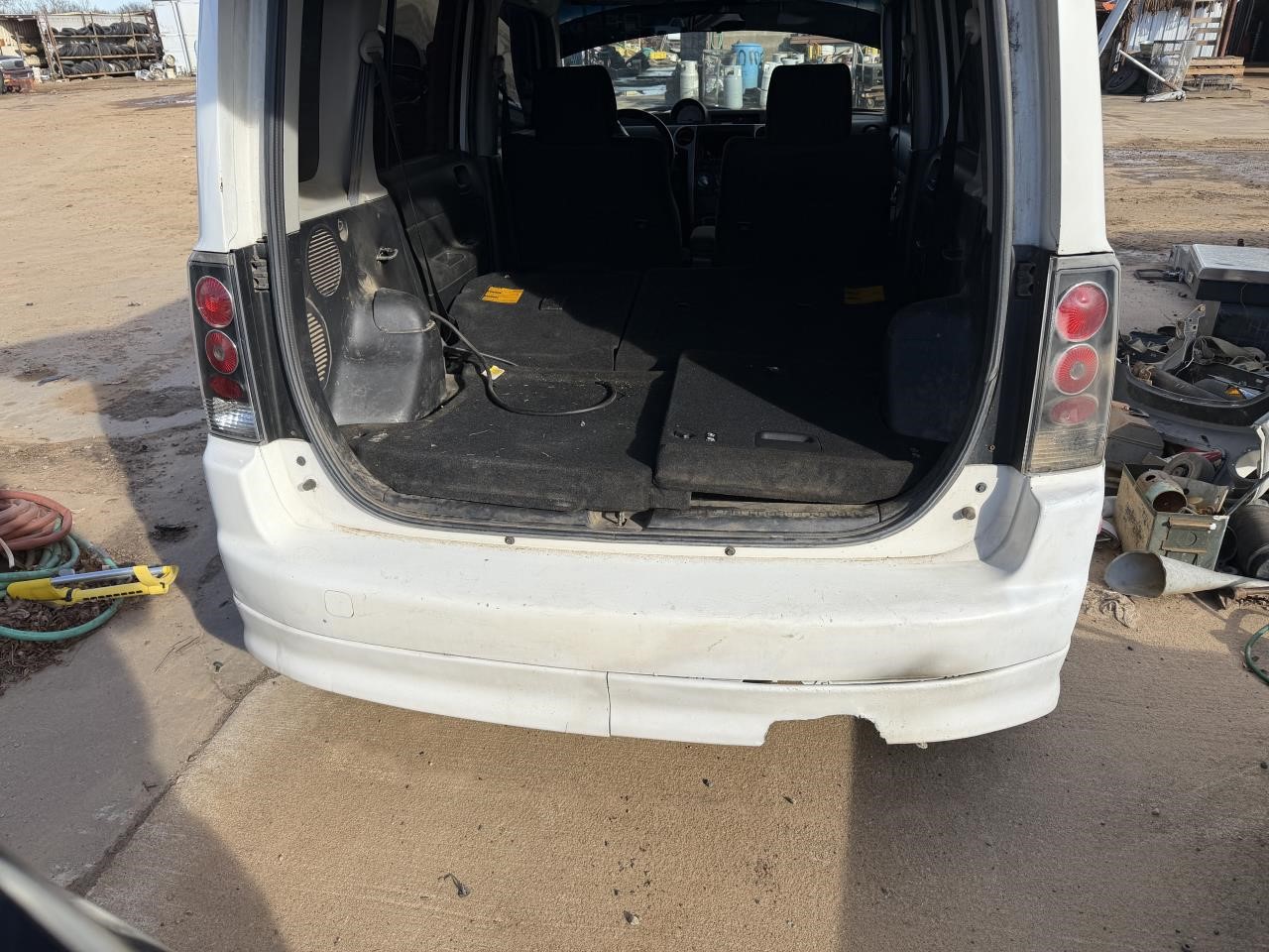 https://f005.backblazeb2.com/file/img-partshotlines-com/Inventory/OK19/Vehicle/27083_07.jpg