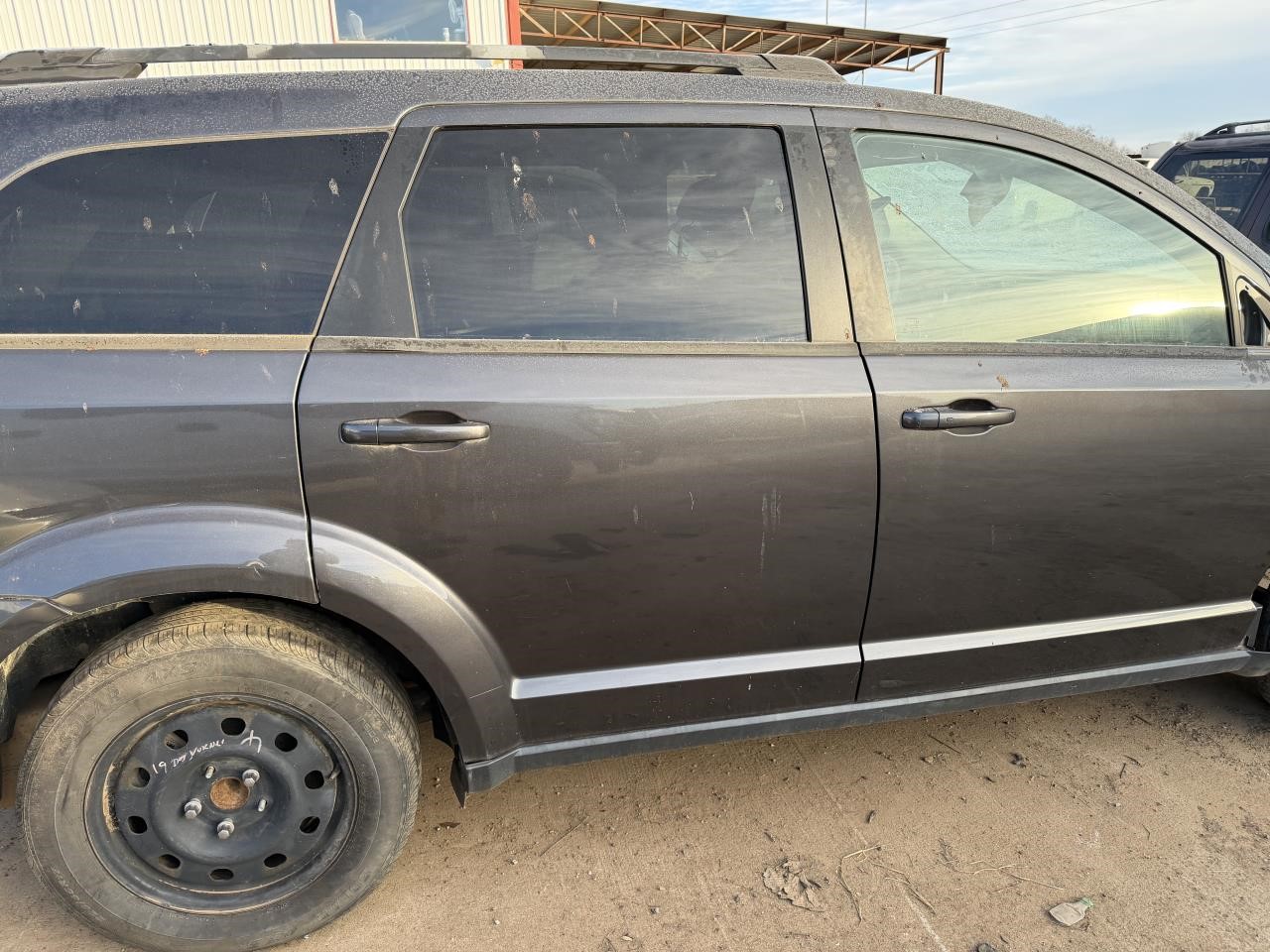 https://f005.backblazeb2.com/file/img-partshotlines-com/Inventory/OK19/Vehicle/27100_09.jpg