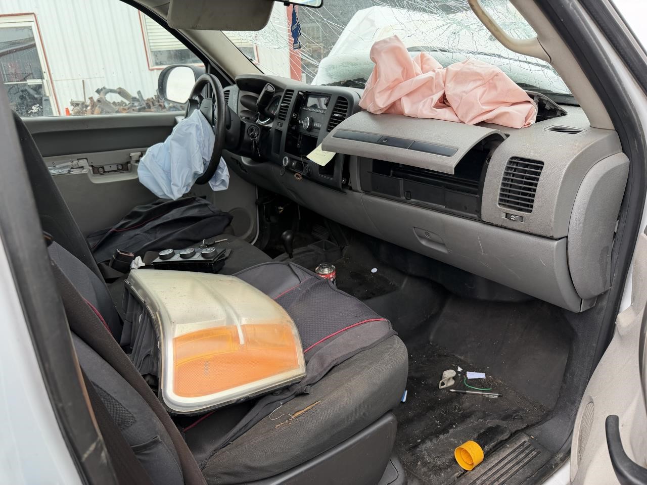 https://f005.backblazeb2.com/file/img-partshotlines-com/Inventory/OK19/Vehicle/27130_12.jpg