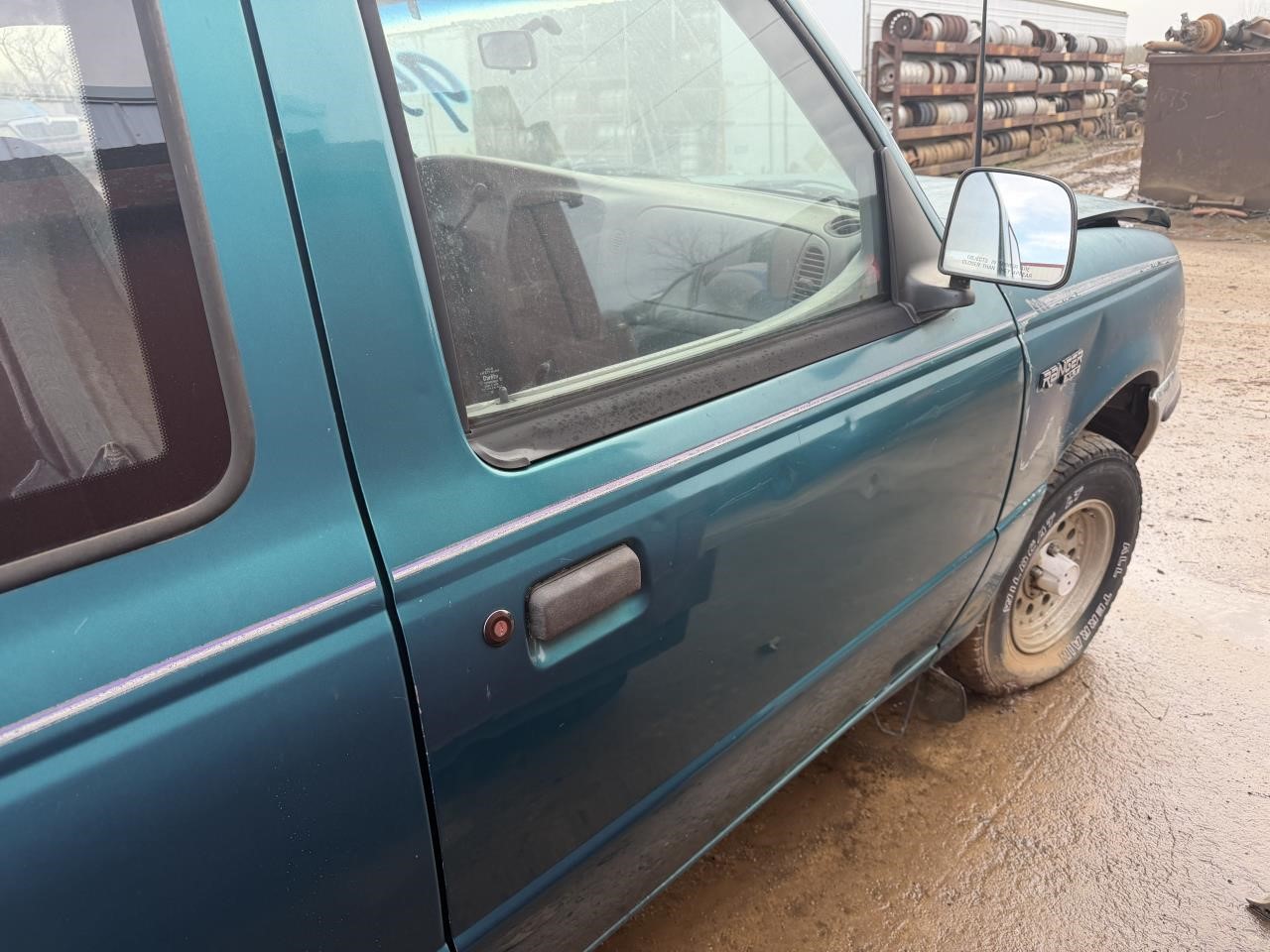 https://f005.backblazeb2.com/file/img-partshotlines-com/Inventory/OK19/Vehicle/27237_09.jpg