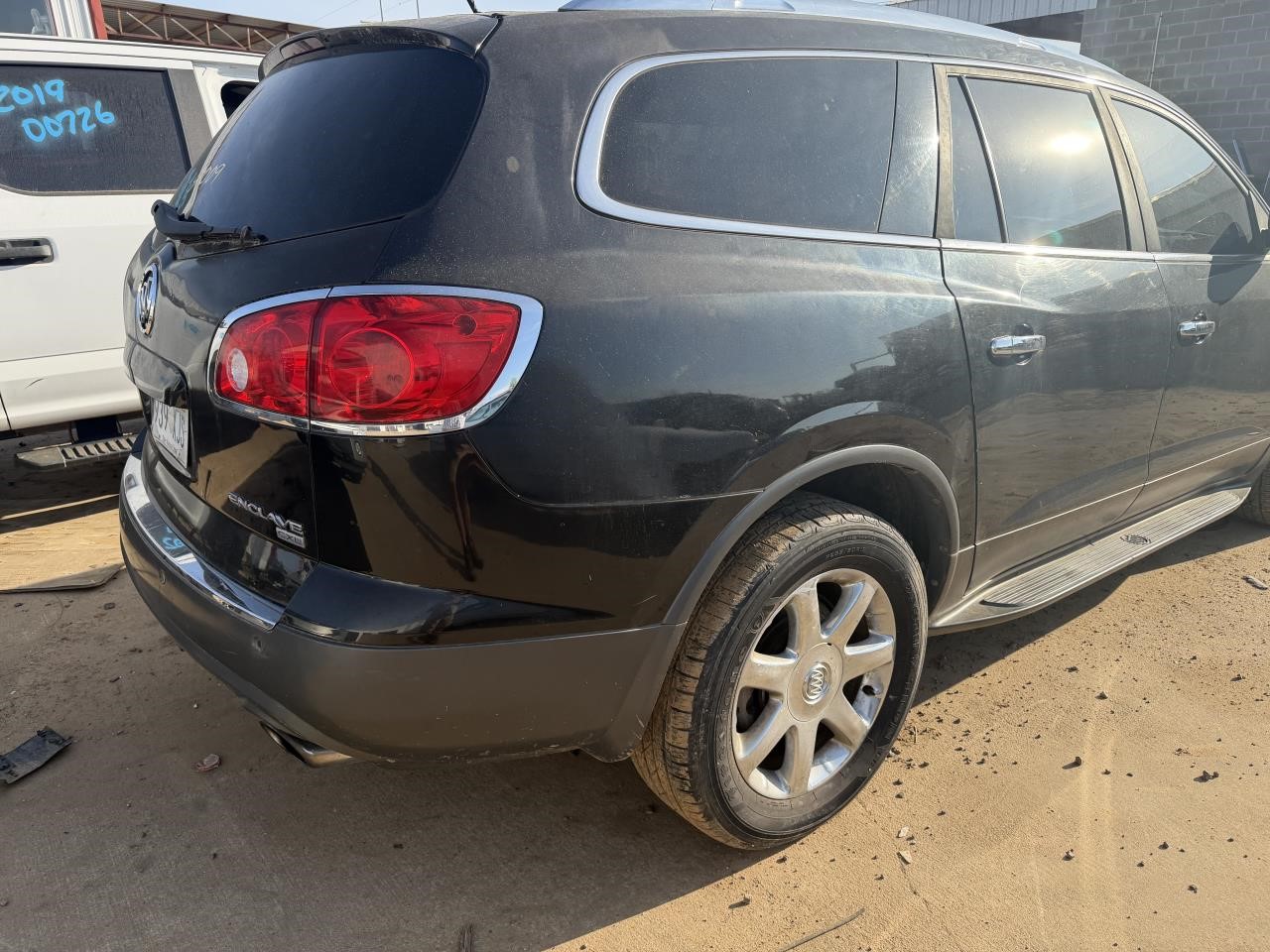 https://f005.backblazeb2.com/file/img-partshotlines-com/Inventory/OK19/Vehicle/27282_09.jpg