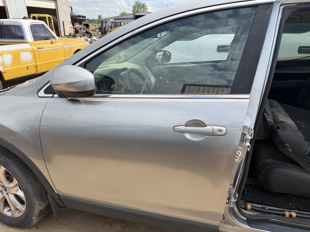 https://f005.backblazeb2.com/file/img-partshotlines-com/Inventory/OK19/Vehicle/27319_03.jpg