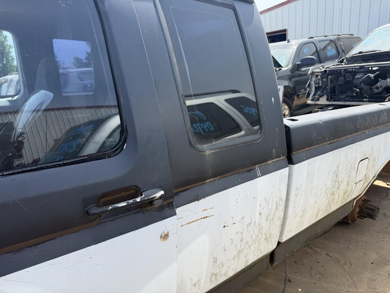 https://f005.backblazeb2.com/file/img-partshotlines-com/Inventory/OK19/Vehicle/27386_05.jpg