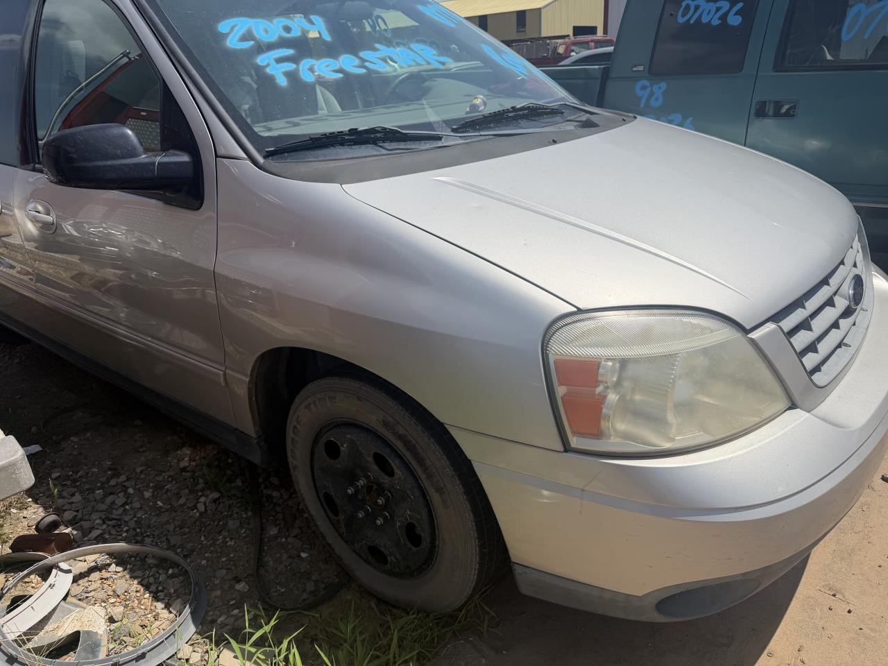 https://f005.backblazeb2.com/file/img-partshotlines-com/Inventory/OK19/Vehicle/27532_03.jpg