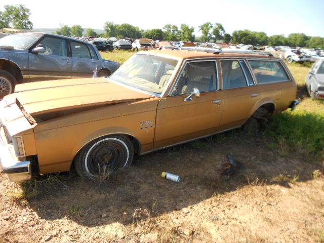 https://f005.backblazeb2.com/file/img-partshotlines-com/Inventory/OK19/Vehicle/4251_02.jpg