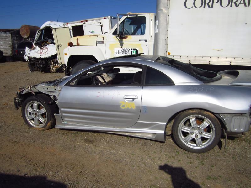 https://f005.backblazeb2.com/file/img-partshotlines-com/Inventory/OK19/Vehicle/6193_02.jpg