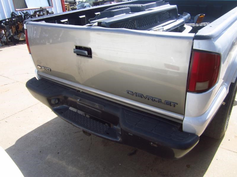 https://f005.backblazeb2.com/file/img-partshotlines-com/Inventory/OK19/Vehicle/6732_03.jpg