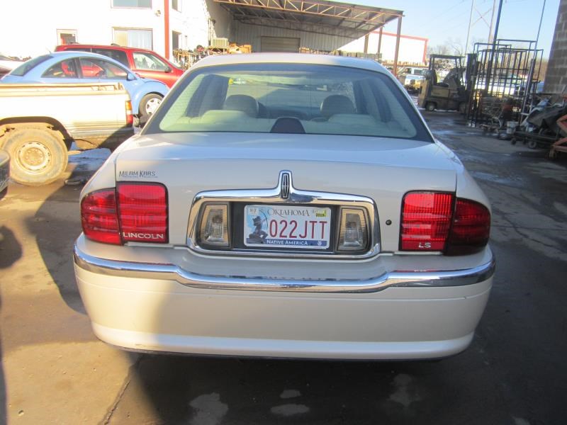 https://f005.backblazeb2.com/file/img-partshotlines-com/Inventory/OK19/Vehicle/7682_06.jpg