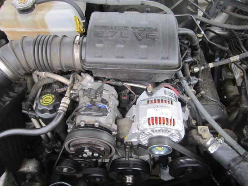 https://f005.backblazeb2.com/file/img-partshotlines-com/Inventory/OK19/Vehicle/7713_09.jpg