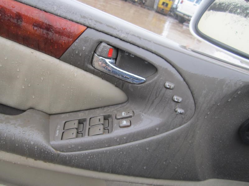 https://f005.backblazeb2.com/file/img-partshotlines-com/Inventory/OK19/Vehicle/8180_10.jpg