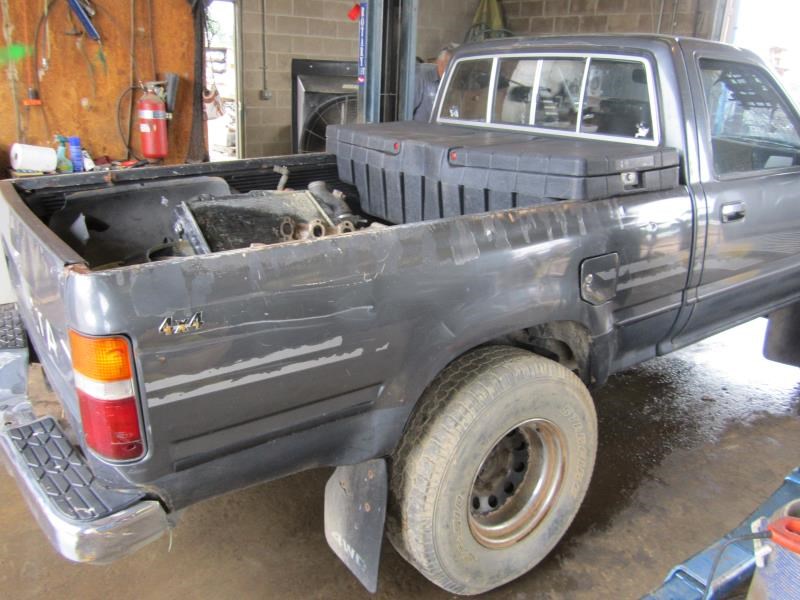 https://f005.backblazeb2.com/file/img-partshotlines-com/Inventory/OK19/Vehicle/8904_05.jpg