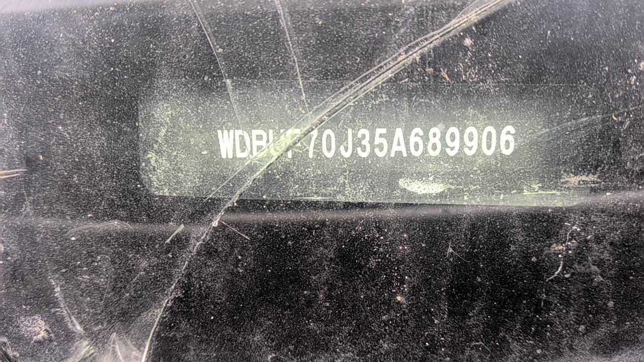 b/g/h/c/c/4eb89c4a-bf37-4e3a-9fa0-c9682986ebaf.jpeg