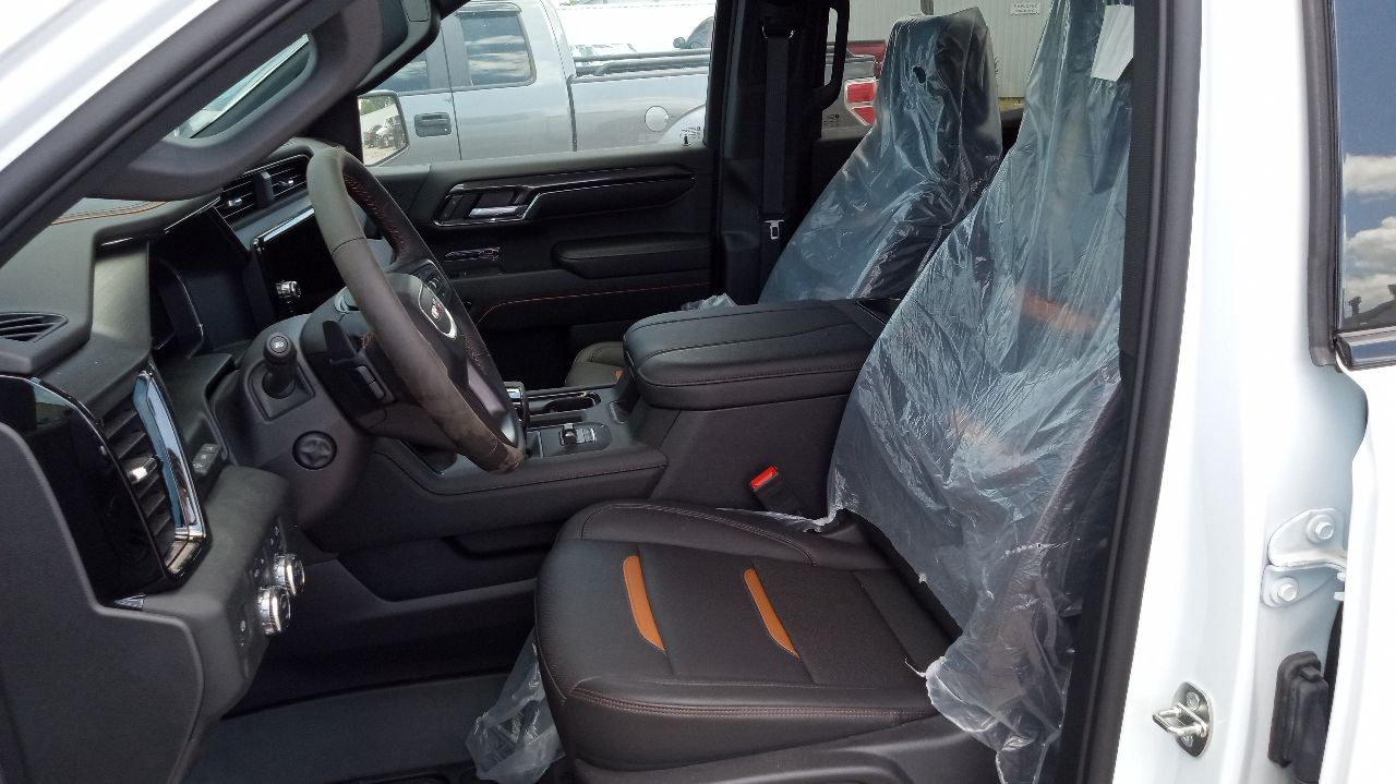https://f005.backblazeb2.com/file/img-partshotlines-com/Inventory/OK45/Vehicle/34700_09.jpg